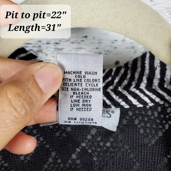 Catherine's Women's Plus Size 1X Asymmetrical Hem Open Front Cardigan Casual - Picture 7 of 7